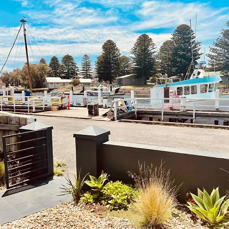 Edge17 Port Fairy Wharf Apartment Exterior photo